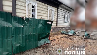 Наслідки обстрілів армії РФ по Семенівці на Чернігівщині Наслідки обстрілів армії РФ по Семенівці на Чернігівщині