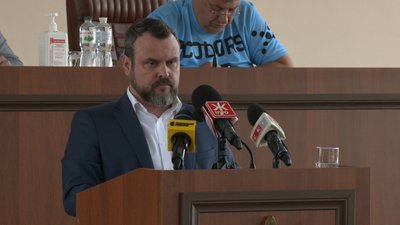 Готель "Україна" у центрі Житомира депутати облради внесли до переліку об'єктів, які підлягають приватизації Готель "Україна" у центрі Житомира депутати облради внесли до переліку об'єктів, які підлягають приватизації