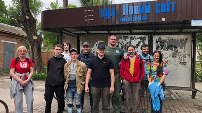 У Тернополі містяни зібрались на п'яту суботню толоку У Тернополі містяни зібрались на п'яту суботню толоку