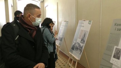 У Херсоні відкрилась виставка пам'яті Національного героя Польщі Маріуша Заруського У Херсоні відкрилась виставка пам'яті Національного героя Польщі Маріуша Заруського