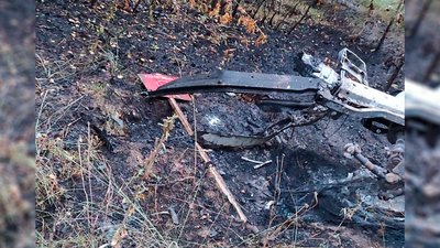 Авто підірвалося на міні: на Чернігівщині загинули патрульний та його дружина, діти у лікарні Авто підірвалося на міні: на Чернігівщині загинули патрульний та його дружина, діти у лікарні