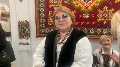 Надія Луцишин, тернополянка, учасниця виставки Надія Луцишин, тернополянка, учасниця виставки