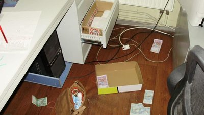 Розбій на понад пів мільйона у Мукачеві: правоохоронці встановили трьох нападників