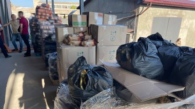 Трьох закарпатців підозрюють у продажі фальсифікованої кави. У них вилучили понад 5 тис. пачок кави у зернах