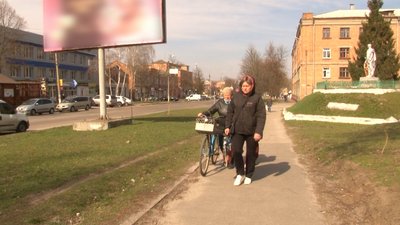 Стати містом без білбордів: у містечку на Черкащині лишився один рекламний щит