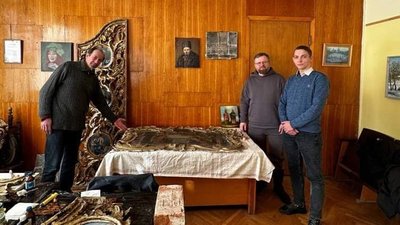 Церковна громада на Волині передала на реставрацію та зберігання до музею старовинну ікону XVІІІ століття Церковна громада на Волині передала на реставрацію та зберігання до музею старовинну ікону XVІІІ століття