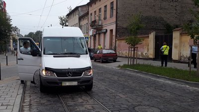 У Львові після наїзду двох автомобілів загинула жінка