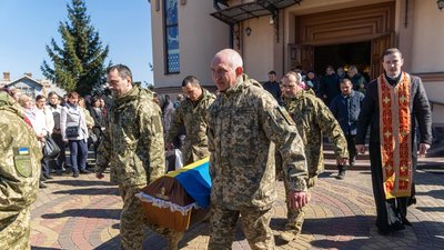 На Львівщині попрощалися з військовим Романом Улітовським На Львівщині попрощалися з військовим Романом Улітовським