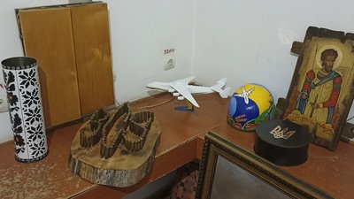 Лоти на благодійному аукціоні Лоти на благодійному аукціоні
