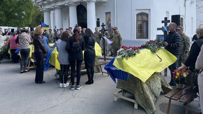 Прощання в Полтаві із загиблими