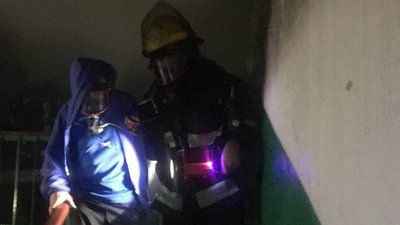 З пожежі у п'ятиповерхівці на Волині врятували подружжя