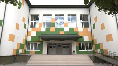 На Тернопільщині у школі встановили 90 камер відеоспостереження, безпека у школі