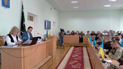Сесія Прилуцької міськради: змінили секретаря, призначили заступників, прийняли частину бюджету