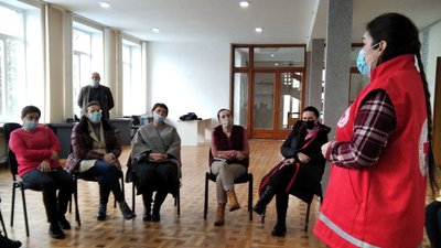 Працівники Житомирської філії Суспільного вчилися надавати першу домедичну допомогу Працівники Житомирської філії Суспільного вчилися надавати першу домедичну допомогу