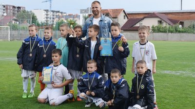 Дитячий турнір з мініфутболу на стадіоні Авангард в Ужгороді Дитячий турнір з мініфутболу на стадіоні Авангард в Ужгороді