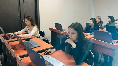 Учасники тесту з медіаграмотності Учасники тесту з медіаграмотності