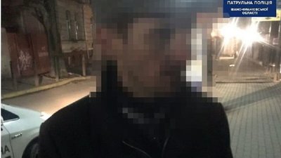 В Івано-Франківську затримали чоловіка, який перебував у розшуку