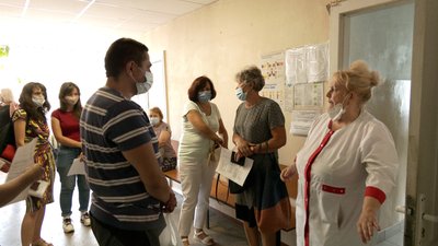 Виплатити премії педагогам, які вакцинувалися, Івано-Франківський міськвиконком планує упродовж вересня Виплатити премії педагогам, які вакцинувалися, Івано-Франківський міськвиконком планує упродовж вересня