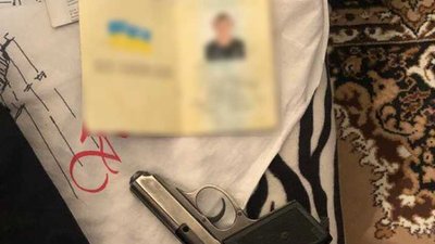 На Одещині затримали двох поліцейських, які намагались вчинити розбійний напад На Одещині затримали двох поліцейських, які намагались вчинити розбійний напад