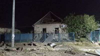 Наслідки російського обстрілу по Запоріжжю у ніч проти 24 вересня. 