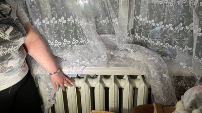 "Так холодно, що в душі було 6 градусів". Мешканці гуртожитку у Дніпрі скаржаться на холодні оселі "Так холодно, що в душі було 6 градусів". Мешканці гуртожитку у Дніпрі скаржаться на холодні оселі