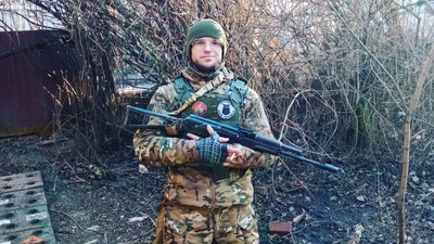 "24 лютого народився і мене так Путін привітав". Історія воїна Назара Горішного, який з братом боронять Україну