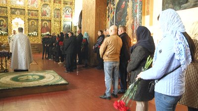 У Житомирі попрощалися із 52-річним військовим Юрієм Кравчуком У Житомирі попрощалися із 52-річним військовим Юрієм Кравчуком