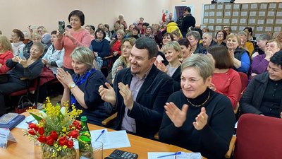 Співали, танцювали та змагалися: у вінницькому терцентрі обрали "Зоряну пару" Співали, танцювали та змагалися: у вінницькому терцентрі обрали "Зоряну пару"