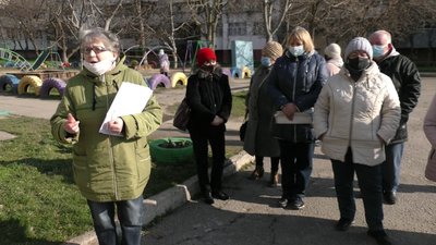 У Херсоні конфліктують мешканці будинку та власник ресторану: які причини