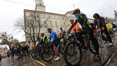 Цьогоріч на велопробізі "Львівська Сотка" збиратимуть гроші для ЗСУ