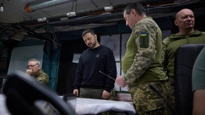 Зеленський на фронті Зеленський на фронті