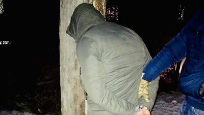 Двом прикарпатцям, які вимагали гроші, обрали запобіжний захід