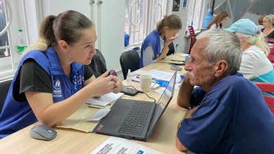 Грошова допомога від ООН. У Миколаєві триває програма виплат для ВПО у розмірі 6660 гривень Грошова допомога від ООН. У Миколаєві триває програма виплат для ВПО у розмірі 6660 гривень