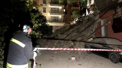 В Одесі обвалився житловий будинок: мешканців евакуювали, одна людина в лікарні