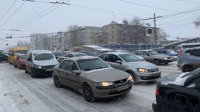 Снігопад на Дніпропетровщині: ситуація в області та в Дніпрі Снігопад на Дніпропетровщині: ситуація в області та в Дніпрі