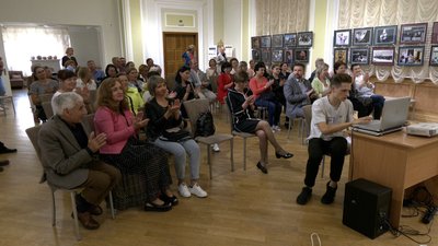 "Будні ковідні": у Рівному презентували документальний фільм про роботу медиків під час пандемії "Будні ковідні": у Рівному презентували документальний фільм про роботу медиків під час пандемії