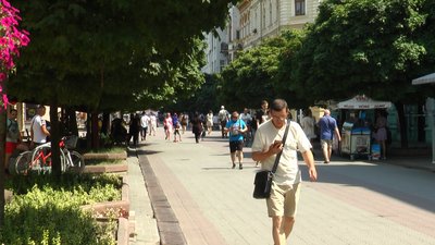 Впродовж тижня медики швидкої виїжджали 20 разів до прикарпатців через спеку
