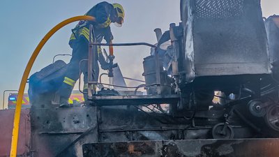 На Вінниччині під час збирання врожаю загорівся комбайн На Вінниччині під час збирання врожаю загорівся комбайн