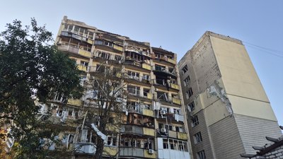 Наслідки ракетного обстрілу у Солом'янському районі столиці, Київ, 20 серпня 2026 року