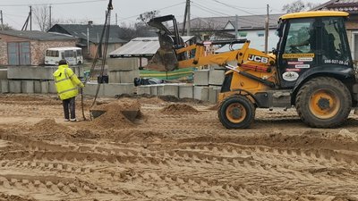 "Обіцяють до 1 січня": у громаді на Полтавщині будують укриття в школі за понад 10 мільйонів "Обіцяють до 1 січня": у громаді на Полтавщині будують укриття в школі за понад 10 мільйонів