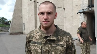 Петро, побратим загиблого бійця Євгена Щеннікова Петро, побратим загиблого бійця Євгена Щеннікова