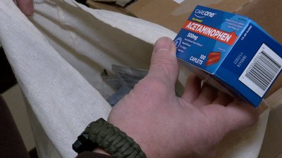 "Уявіть, що хворіють ваші рідні": черкаські волонтери збирають ліки для воїнів "Уявіть, що хворіють ваші рідні": черкаські волонтери збирають ліки для воїнів