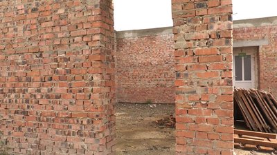 У Красноїллі на Івано-Франківщині не можуть добудувати ліцей чотири роки