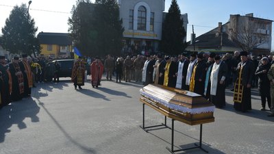 похорон воїна Віталія Маслового