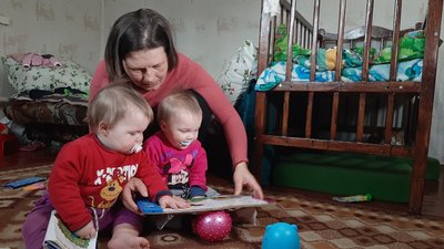 Народила двійню у перший день повномасштабного російського вторгнення Народила двійню у перший день повномасштабного російського вторгнення