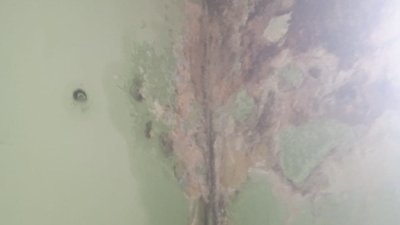 Ув'язнених тримають у боксах збірного відділення та карцерах: результати моніторингового візиту до Чернівецького СІЗО Ув'язнених тримають у боксах збірного відділення та карцерах: результати моніторингового візиту до Чернівецького СІЗО