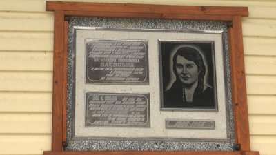 Гуцульське село Бабин на Франківщині: УПА, криївка у школі, історія зв'язкової Орисі Гуцульське село Бабин на Франківщині: УПА, криївка у школі, історія зв'язкової Орисі