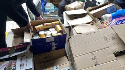 До Вінниці доправили 13 тонн гумвантажу з Польщі До Вінниці доправили 13 тонн гумвантажу з Польщі