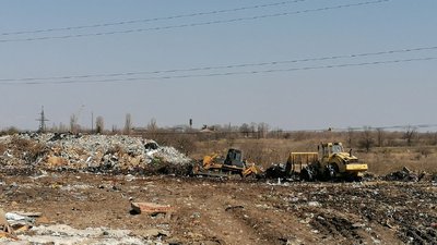 Припинили вивозити пластик та скло. Як війна вплинула на переробку сміття у Кропивницькому Припинили вивозити пластик та скло. Як війна вплинула на переробку сміття у Кропивницькому