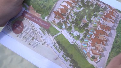 В Одесі на пляжі "Золотий берег" демонтували металічні сваї В Одесі на пляжі "Золотий берег" демонтували металічні сваї